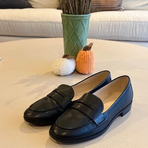 Cole Haan Black Leather Loafers for Women